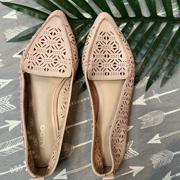 Aldo Eyelet Nude flat Loafers - Picture 3 of 6
